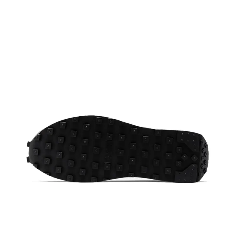 Nike Daybreak Metallic Silver-4