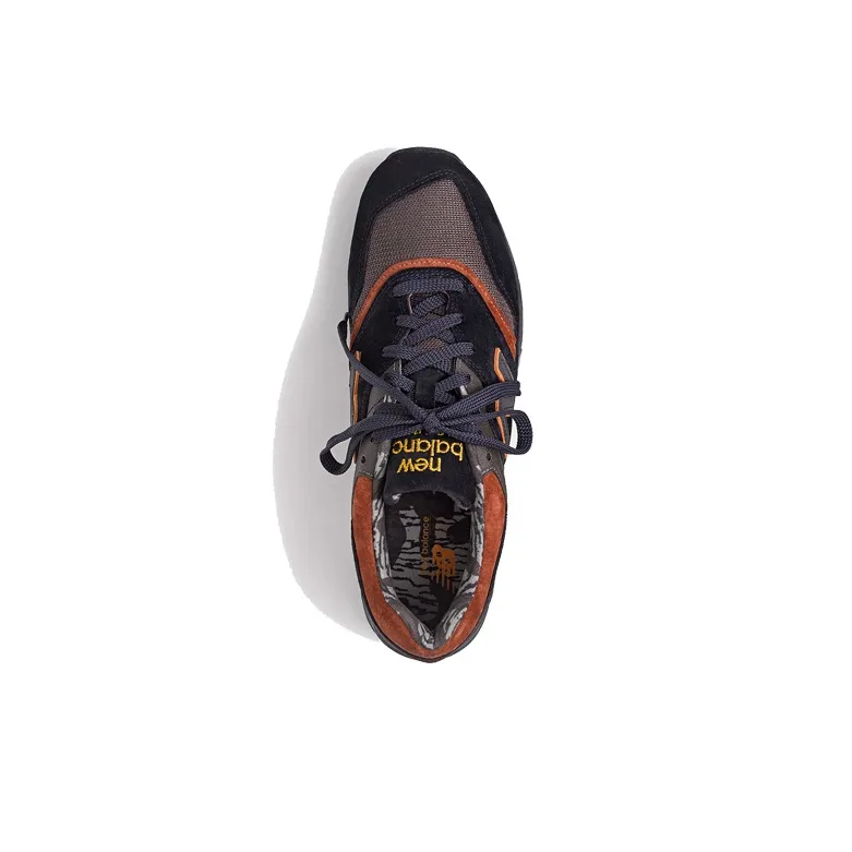 New Balance 997 J. Crew Wild Nature Pack Grizzly Bear-4