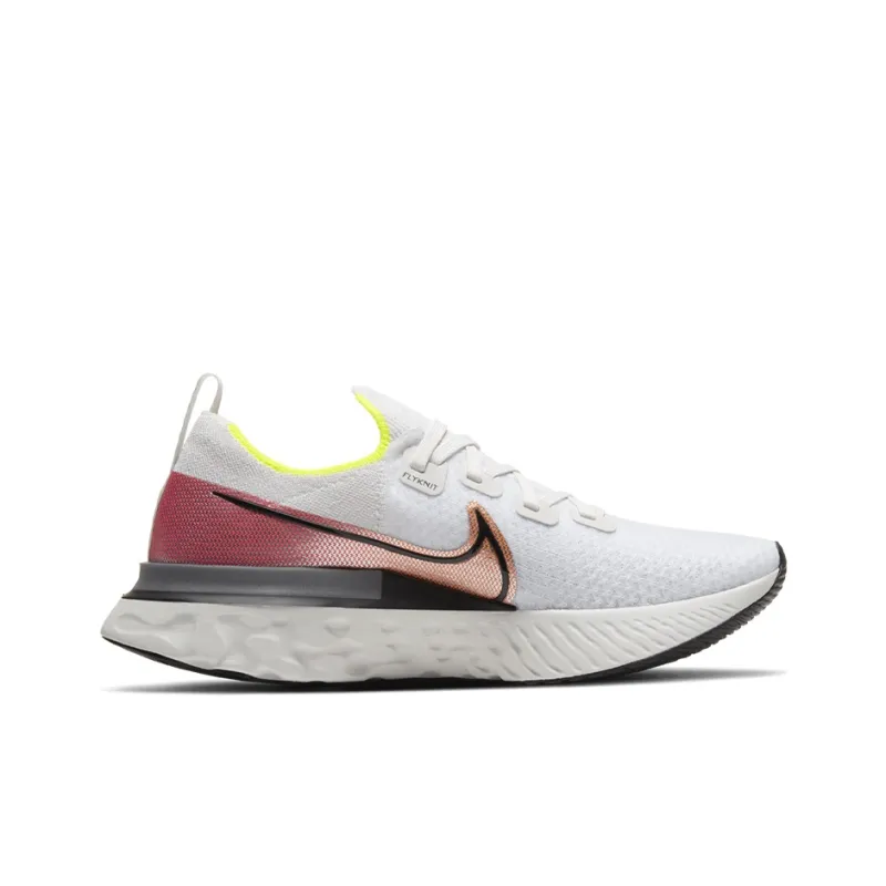 Nike React Infinity Run Platinum Tint Pink Blast-1