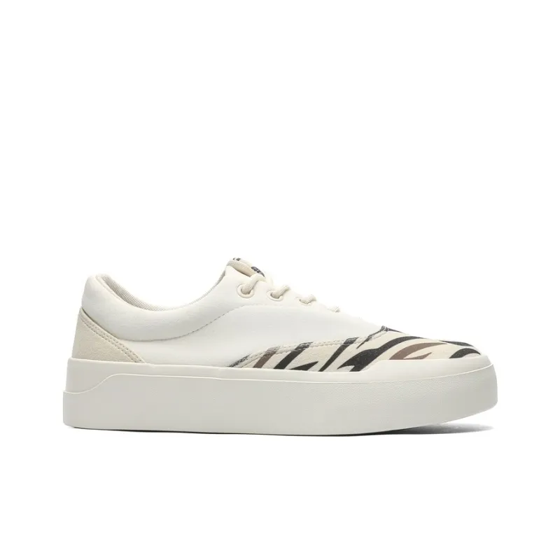 DM Non-slip Lightweight Low-Top Skateboard Shoes Unisex-1