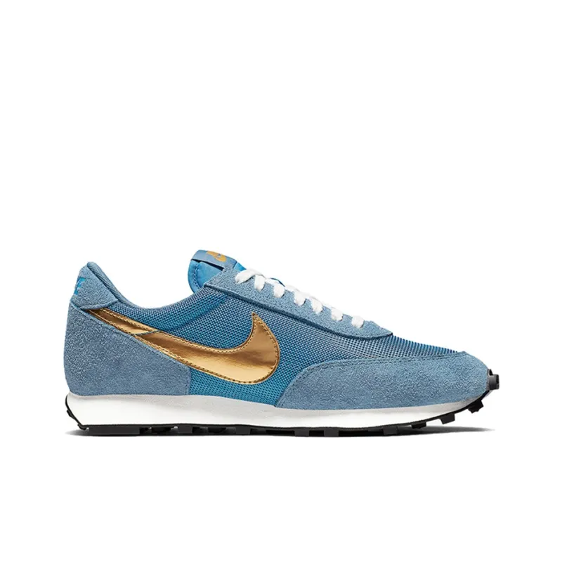 Nike Daybreak Metallic Gold-1