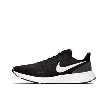 Nike Revolution 5 Black/White