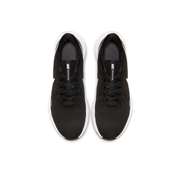 Nike Revolution 5 Black/White-3
