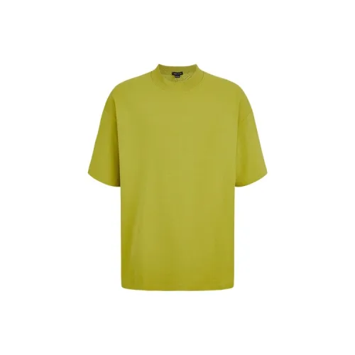 URBAN REVIVO T-Shirts Men Yellow/Green