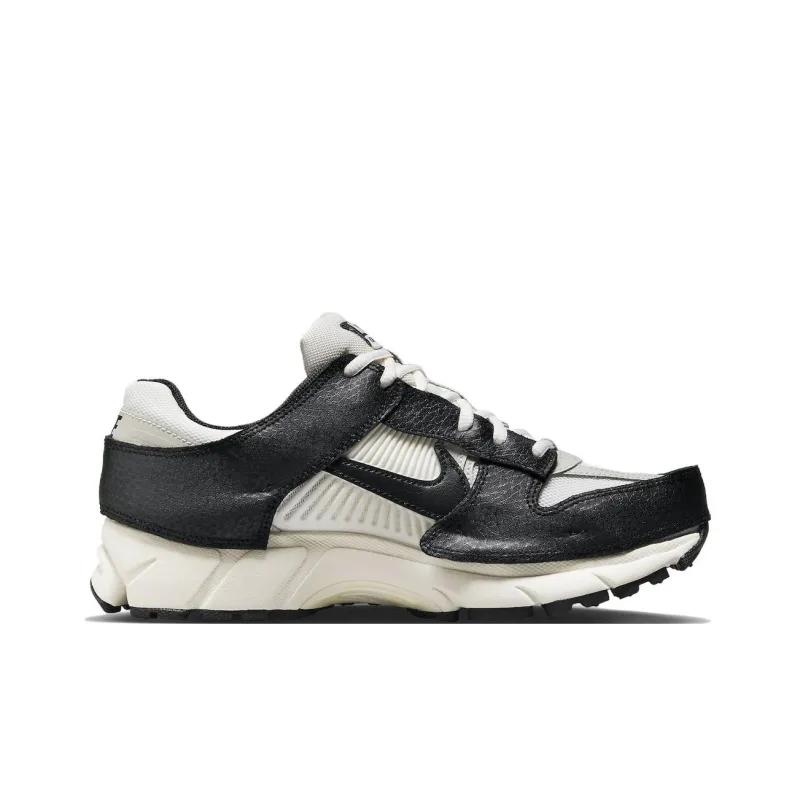 Nike Zoom Vomero 5 Timeless Panda Dunk Women's-1