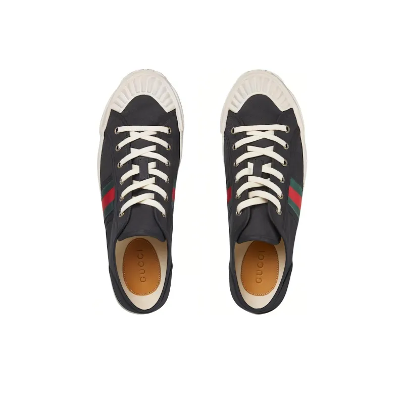 GUCCI Low Top Skateboard Shoes Men's Black-3
