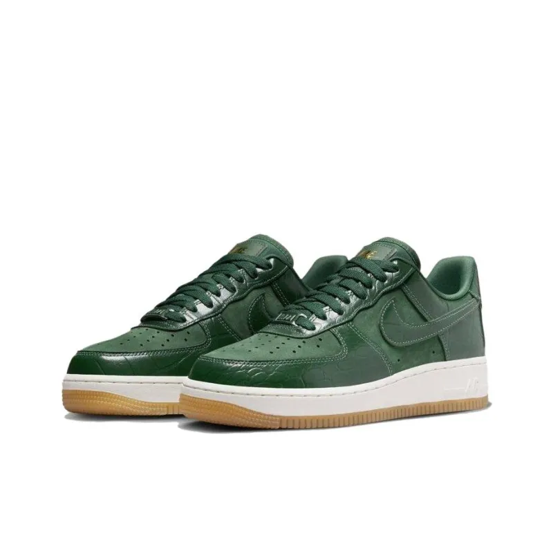 Nike Air Force 1 07 Gorge Green Women's-2