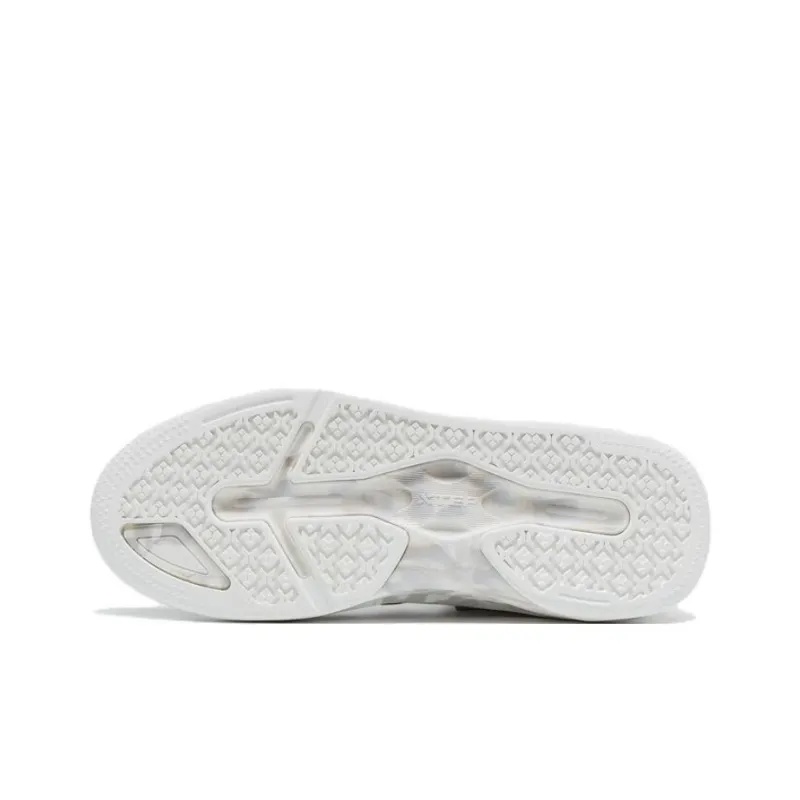 XTEP Anti Slip Wear Resistant Low Top Sports Casual Shoes Gray White-5