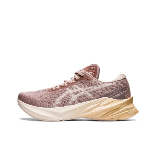 Asics Women's Novablast 3 'Fawn Mineral Beige'