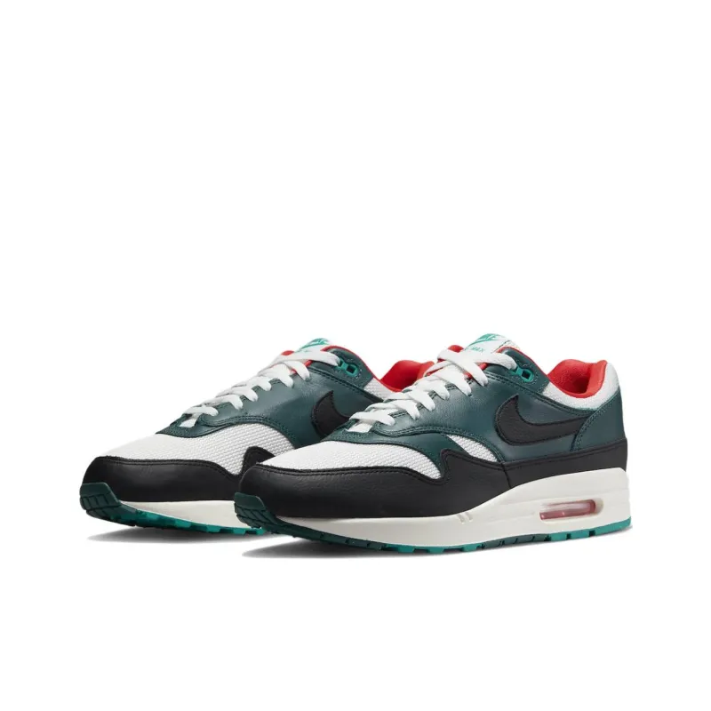 Nike Air Max 1 LeBron James Liverpool F.C.-2
