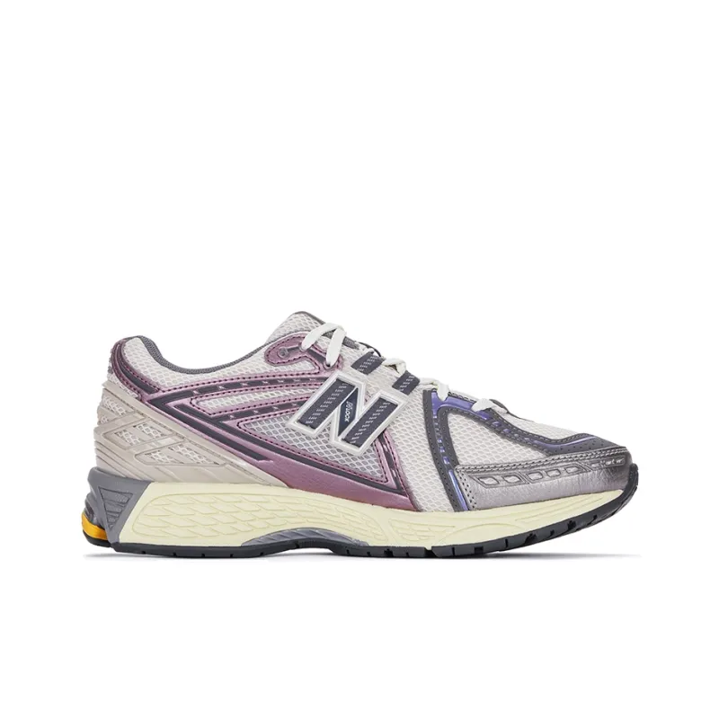 New Balance 1906R Licorice-1