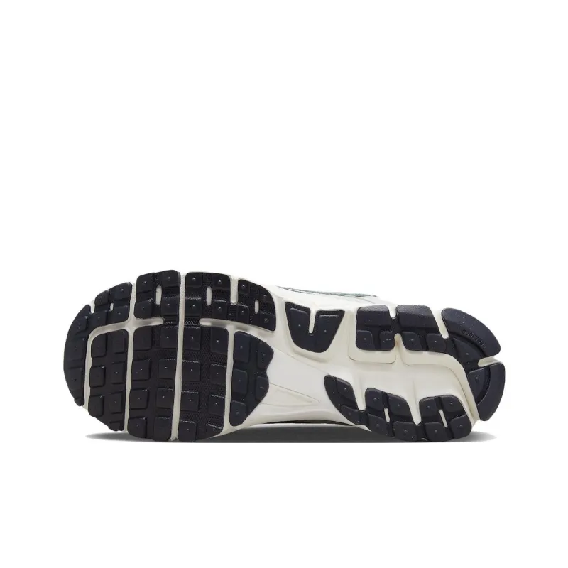 Nike Air Zoom Vomero 5 'Photon Dust Metallic Silver' Women's-5