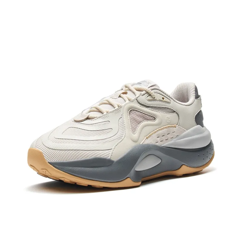 XTEP Star X Anti Slip Wear Resistant Low Top Sports Casual Shoes Men's Beige Gray-1
