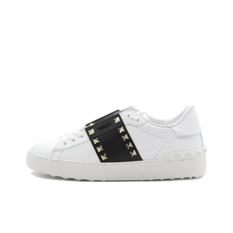 Valentino Rockstud Low Top Stylish Skateboarding Shoes Women's White-0