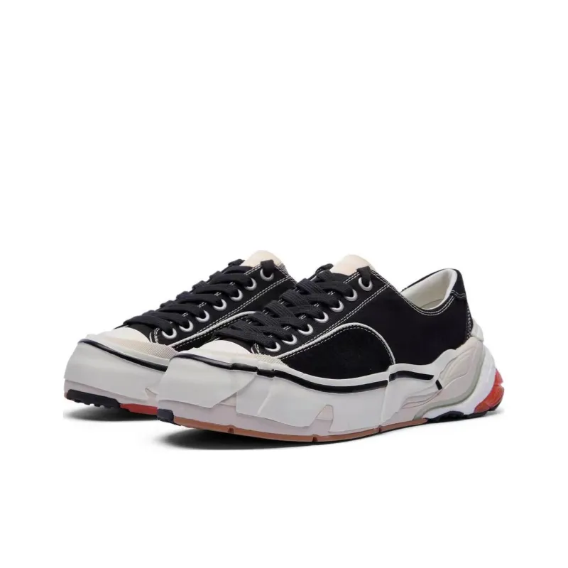 LiNing Wuji Durable Breathable Low Top Skateboard Shoes Women's Black White-2