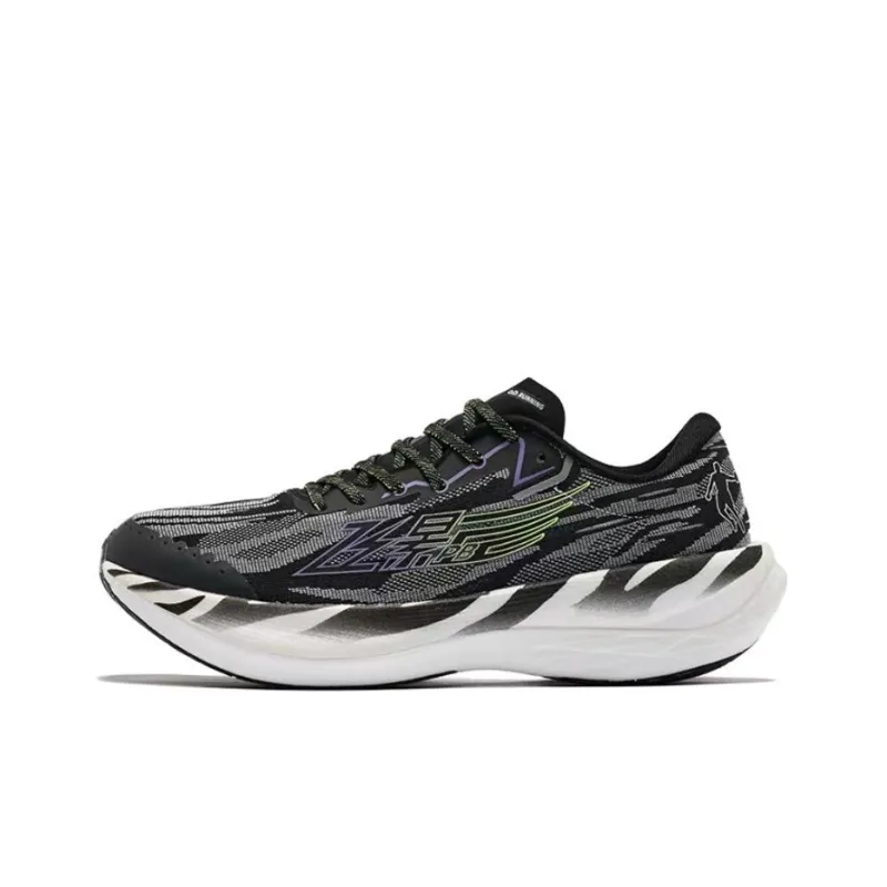 QIAODAN Feiying PB2.0 Anti Slip Wear Resistant Low Top Running Shoes Men's Black White Fall/Winter Edition-0