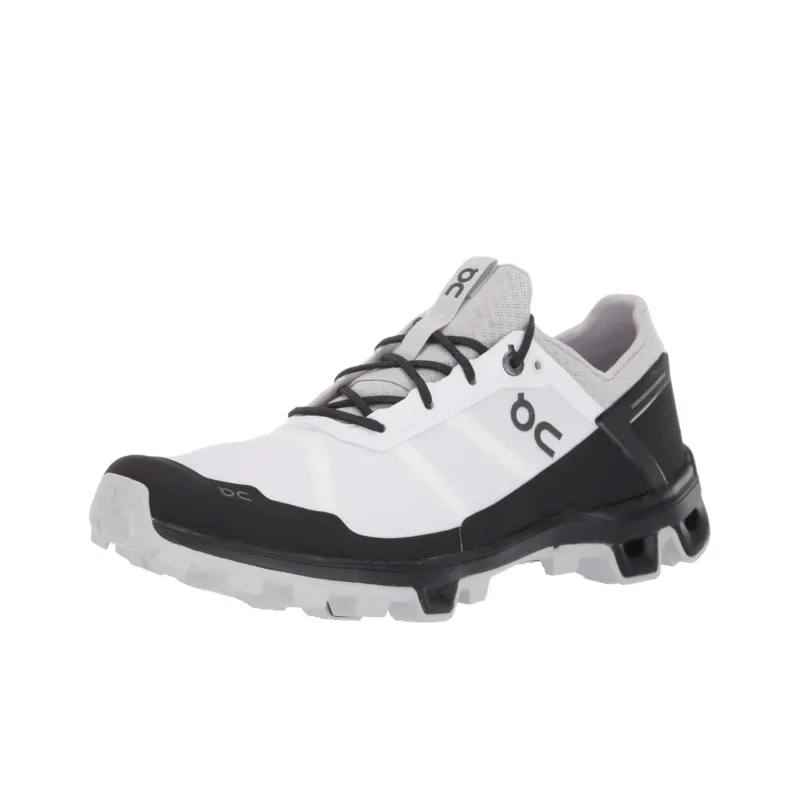 On Running Cloudventure Peak White Black-2