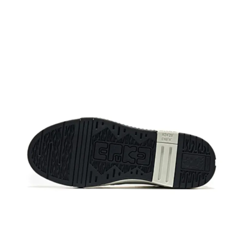 Erke Chao Yang Anti Slip Wear Resistant Low Top Skateboard Shoes Women's White Black-4