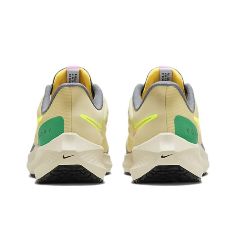 Nike Air Zoom Pegasus 39 Shield 'Team Gold Volt'-4