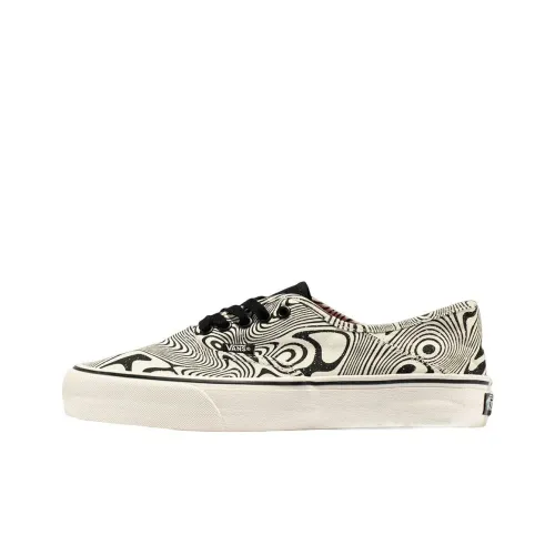 Vans Plimsolls Authentic VR3 Sf 'White Black'