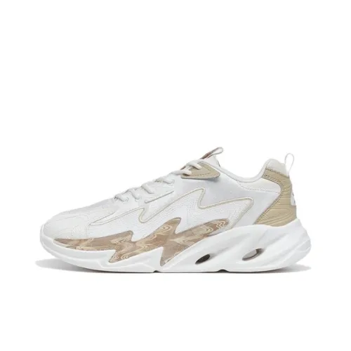 XTEP Lightning Cushioning Anti Slip And Wear Resistant Low Top Casual Shoes Men's Milk Tea White