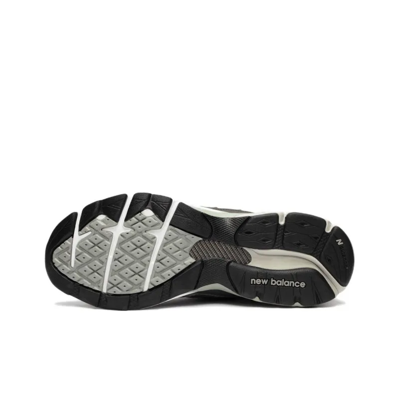 New Balance 920 Grey Black-4