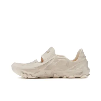 Nike Ispa Universal Natural Black