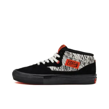 Victoria X Vans Half Cab Black White