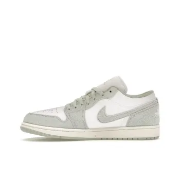 Jordan Air Jordan 1 Anti Slip Wear Resistant Low Top Vintage Basketball Shoes Men's White Cyan