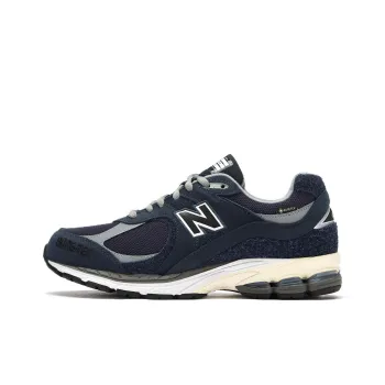 New Balance 2002R Invincible X N.Hoolywood Gore Tex Navy