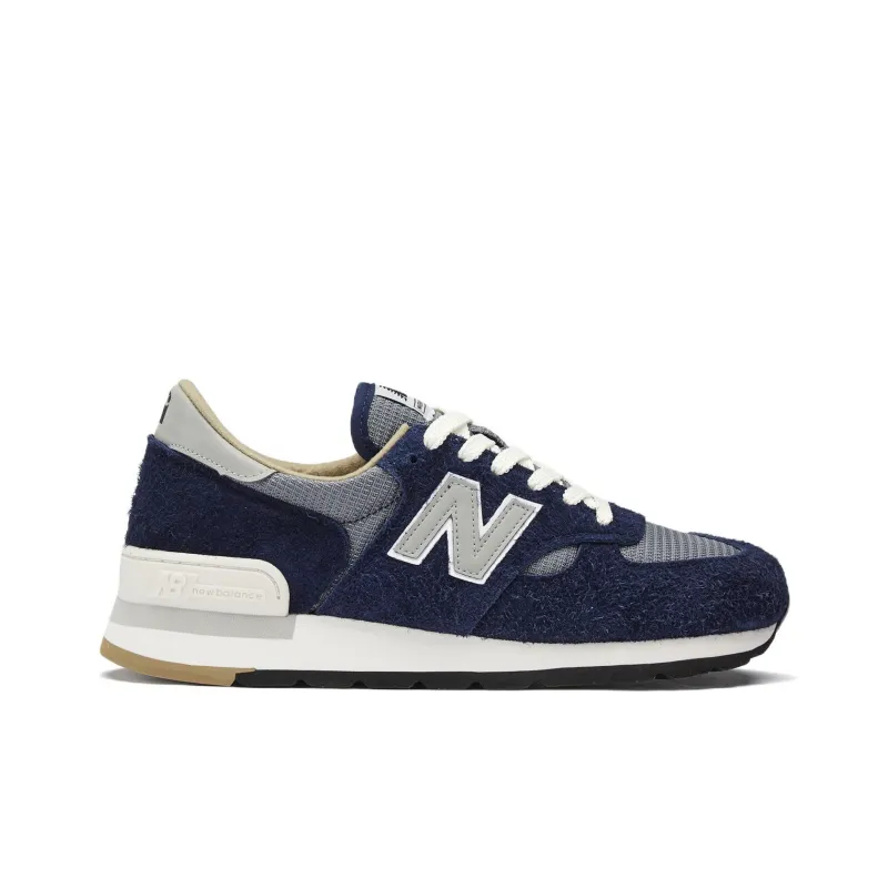 New Balance 990v1 Carhartt Wip MiUSA Dark Navy-1