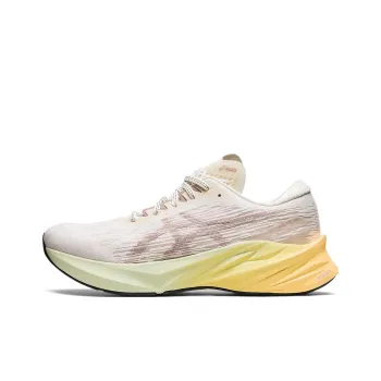 Asics Novablast 3 'Cream Fawn'