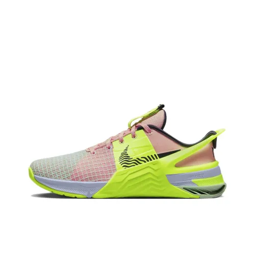 Nike Metcon 8 Training Shoes Women's Low-Top Green Pink