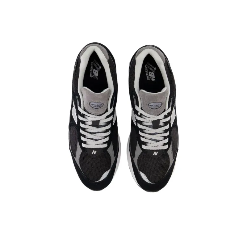New Balance 2002R Gore Tex Black Castlerock-3