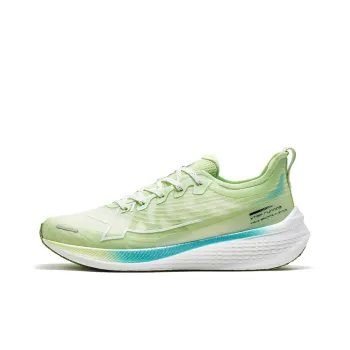 XTEP Two Thousand Kilometers 1.0 Anti Slip Wear Resistant Low Top Running Shoes Men's Jelly Green