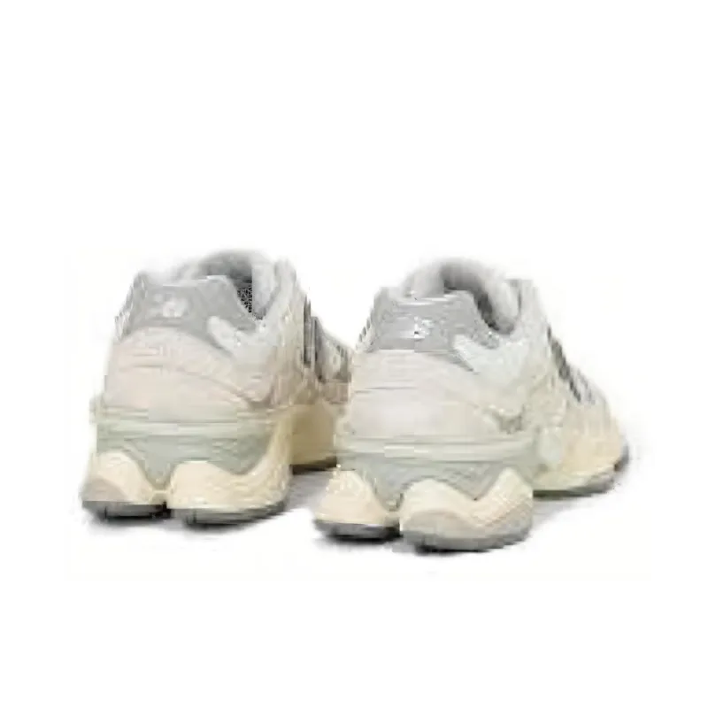 New Balance 9060 Moonbeam Sea Salt-4