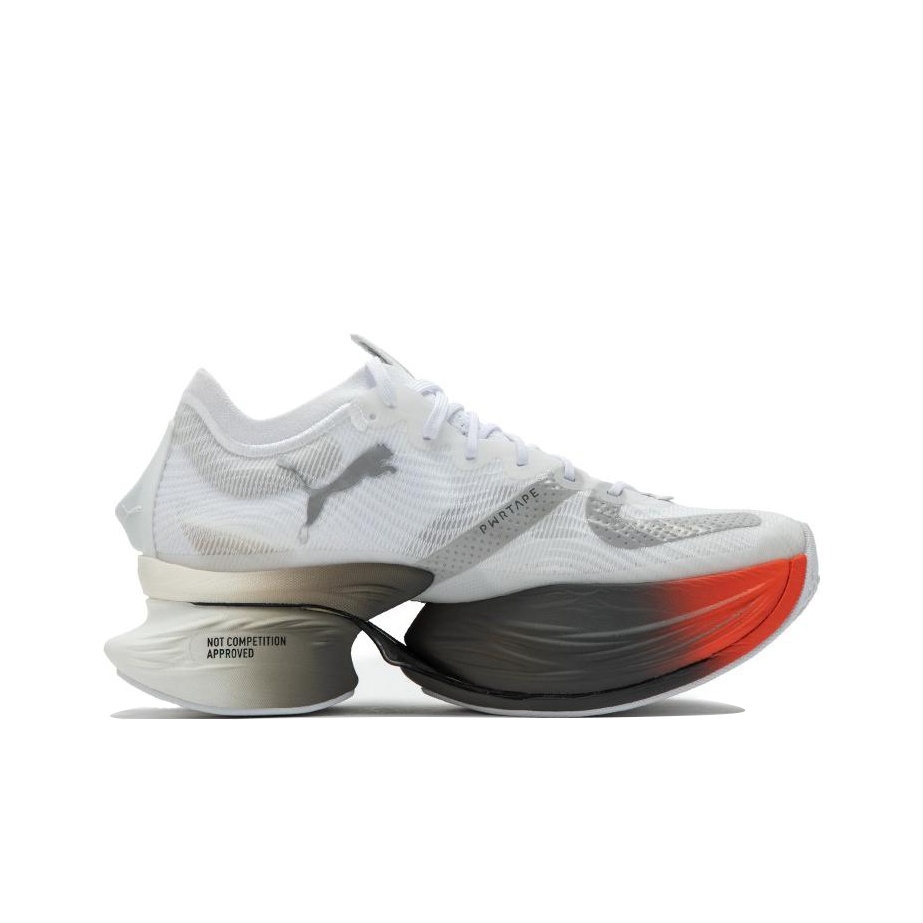 【世界2,000足限定】Puma Fastroid ニトロスニーカー27.0cm 限定2000足】PUMA Fastroid ニトロ スニーカー27.5cm