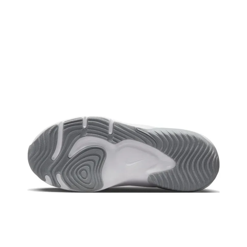 Nike Women's Legend Essential 3 Next Nature 'Pure Platinum Silver'-5