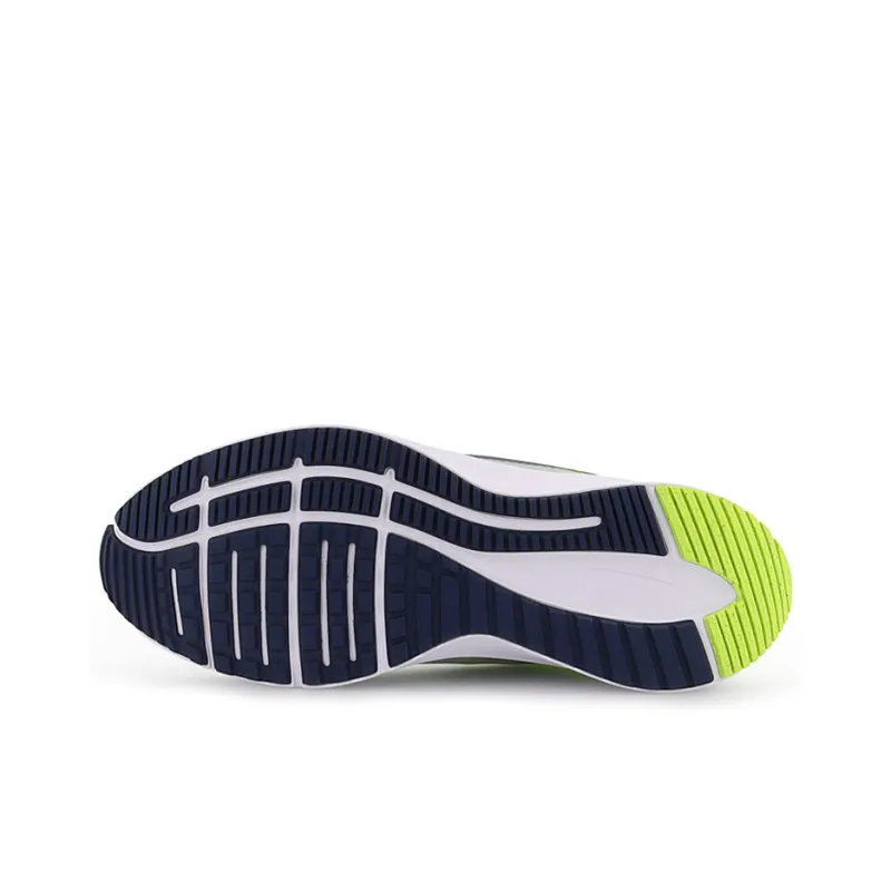 Nike Quest 4 Photon Dust Volt Glow-5