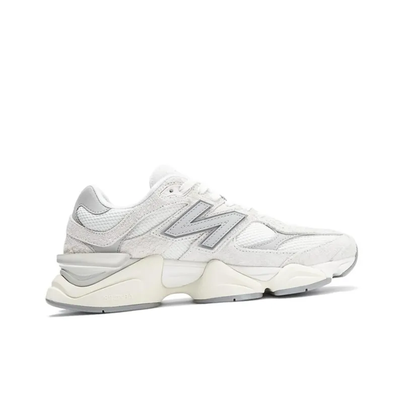 New Balance 9060 Moonbeam Sea Salt-2