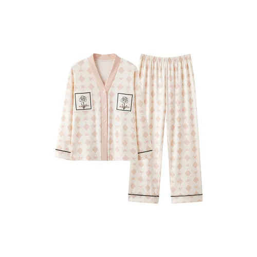 La Chapelle Women's Pajama Sets