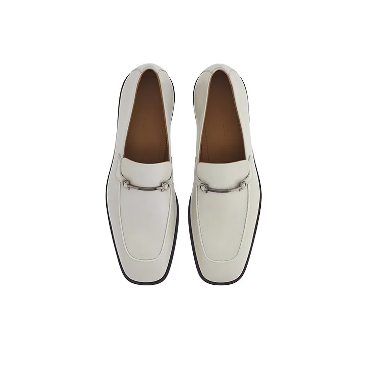 FERRAGAMO Logo-plaque Leather Loafers-2