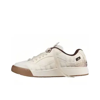 Cactus Jack x DIOR B713 Travis Scott Low-Top Stylish Skateboarding Shoes Men's White Brown