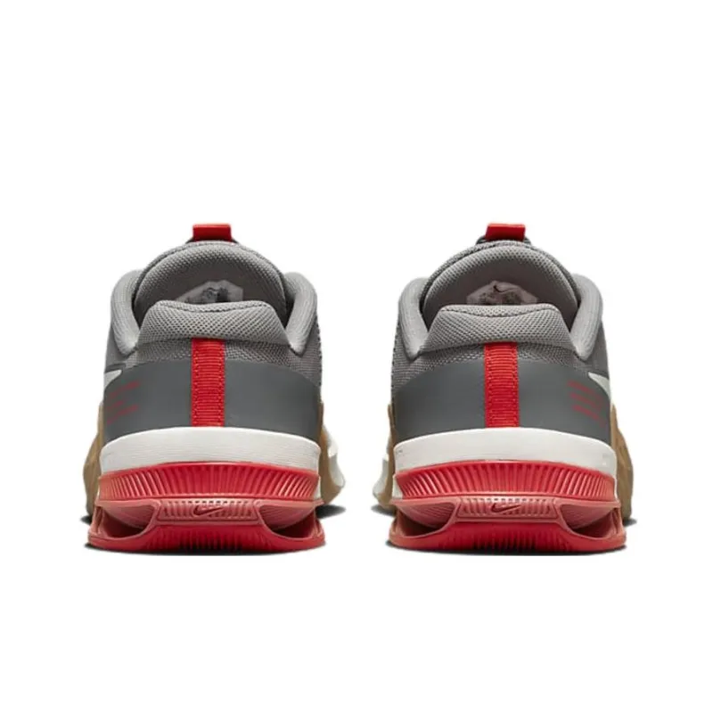 Nike Metcon 8 'Flat Pewter Light Crimson'-4