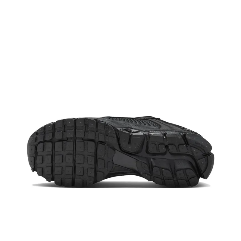 Nike Zoom Vomero 5 Triple Black-5