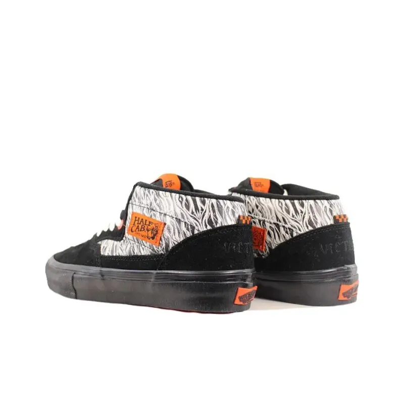 Victoria X Vans Half Cab Black White-4