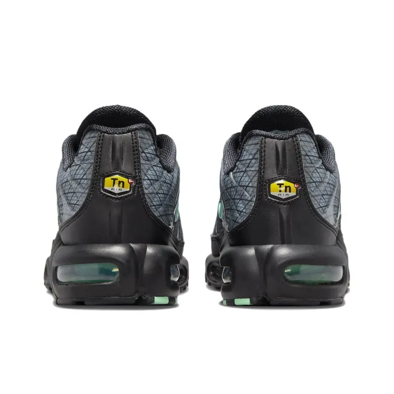 Nike Air Max Plus Spirograph-4