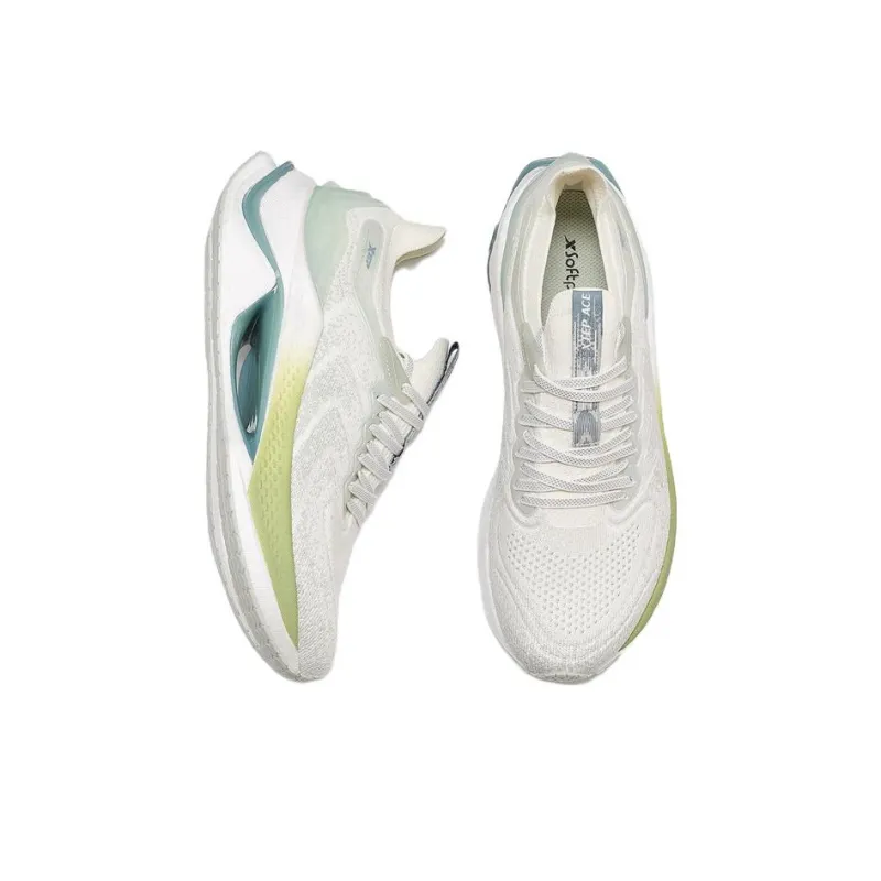 Be comfortable looking great wearing the Gunner Driver shoes
