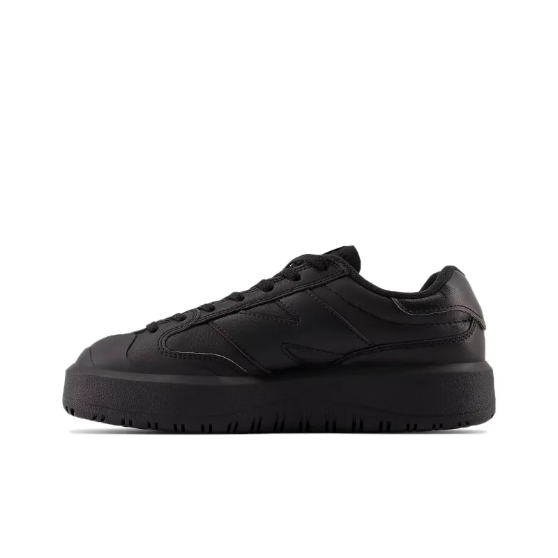 New Balance Lace up Low top Sneakers-0