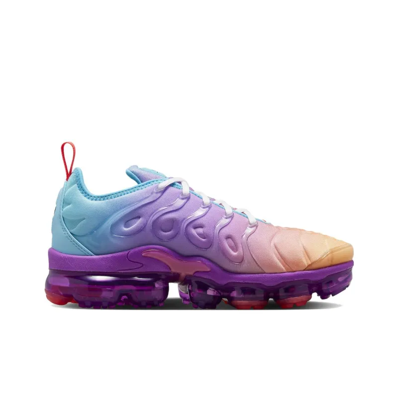 Nike Air VaporMax Plus Fuchsia Dream Bright Crimson Gradient Women's-1
